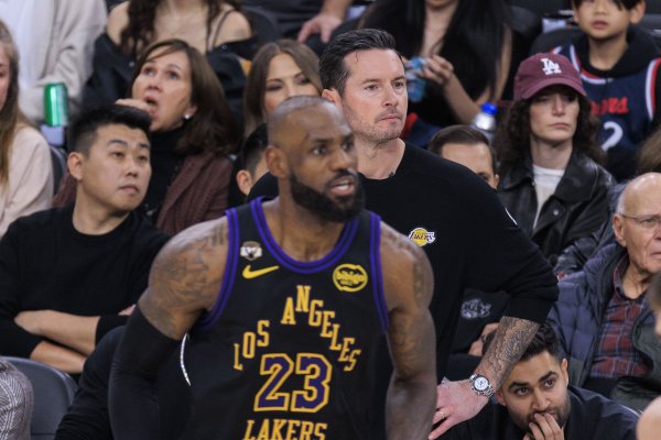 股票配资信息 雷迪克：詹姆斯明天有希望出战对阵太阳的比赛